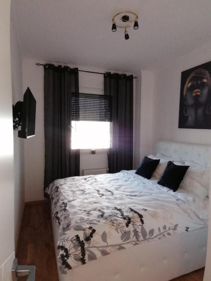 Apartman AnaMarija Appartement Banja Luka Buitenkant foto