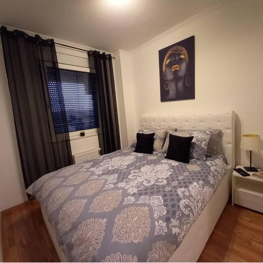 Apartman AnaMarija Appartement Banja Luka Buitenkant foto
